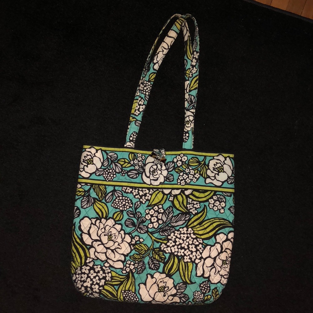 Vera Bradley tote